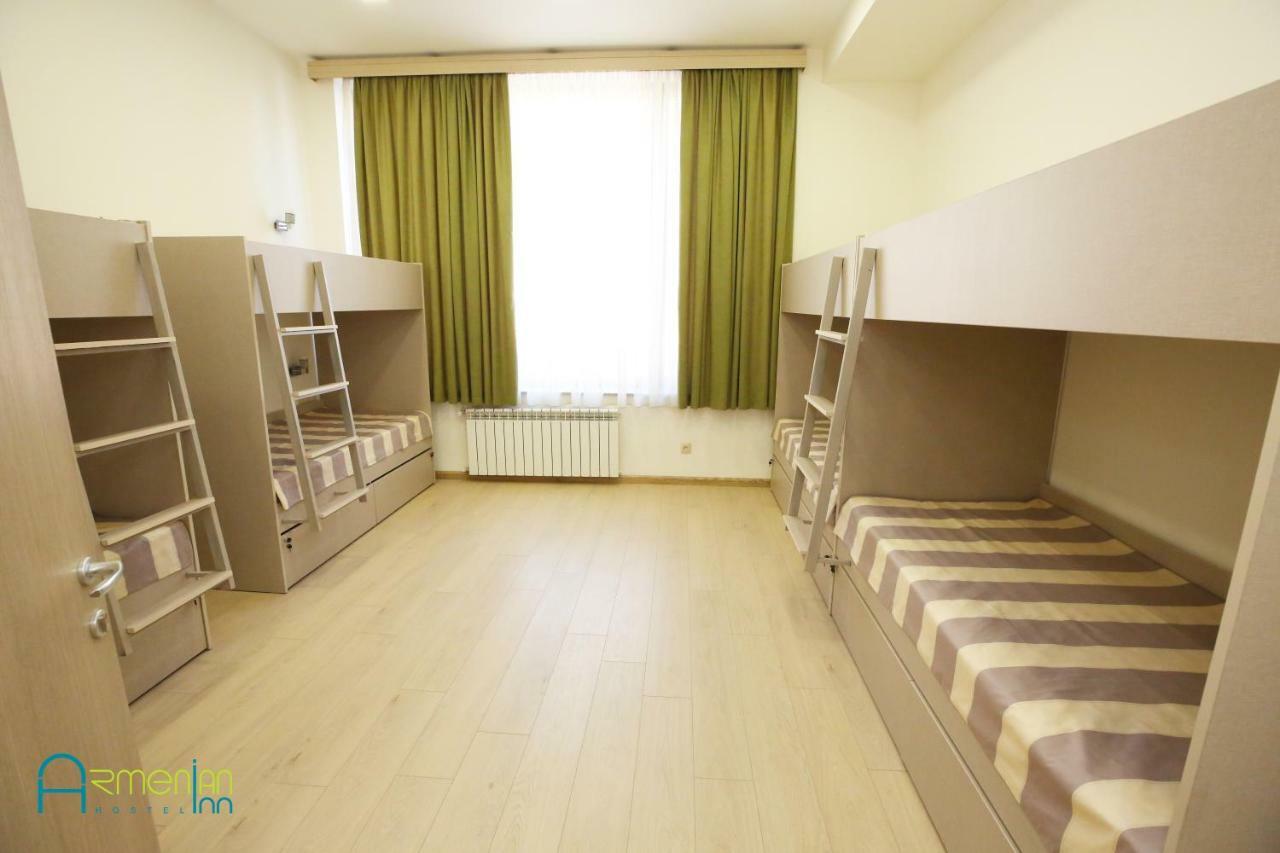 Armenian Inn Yerevan Bagian luar foto