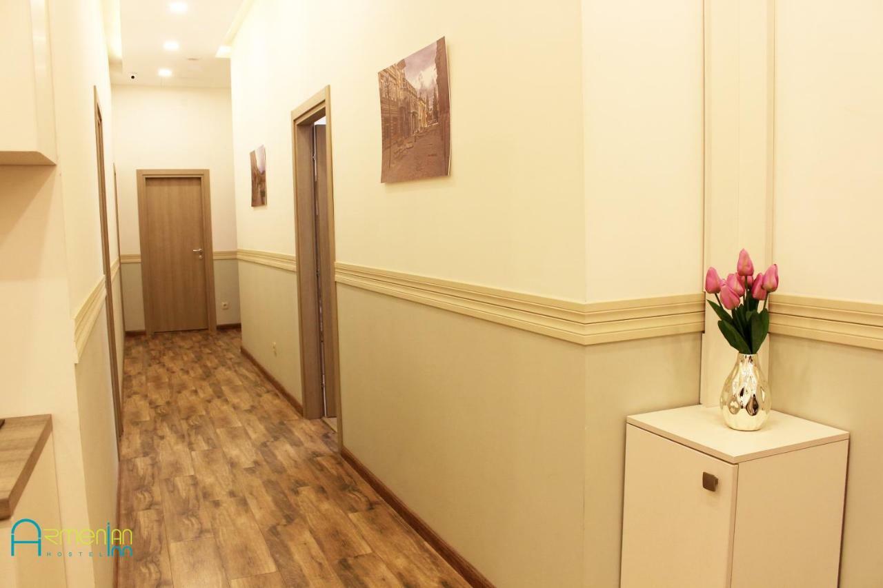 Armenian Inn Yerevan Bagian luar foto